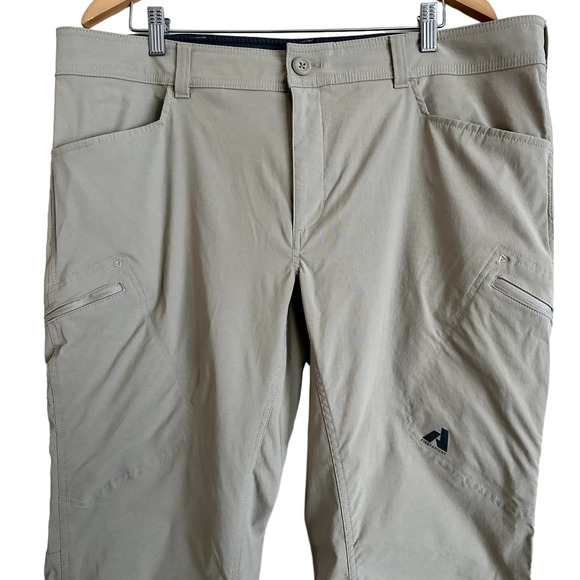Eddie Bauer Men's First Ascent Pants-Size 40x30-Khaki Color-EUC - Picture 2 of 9